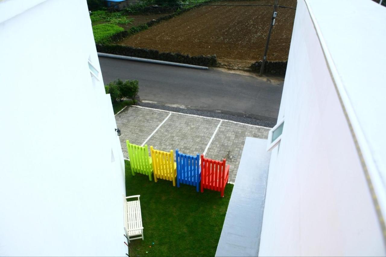 Cozy House & Tour Hotel Jeju Exterior photo